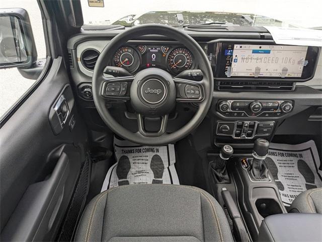 new 2025 Jeep Gladiator car, priced at $43,110