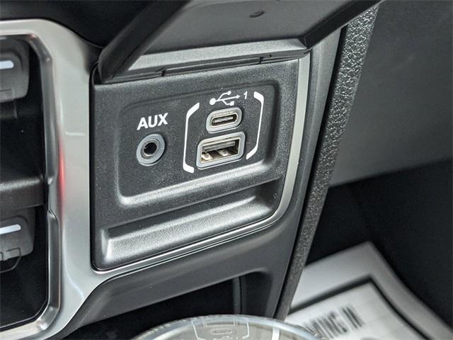 new 2025 Jeep Gladiator car, priced at $42,385