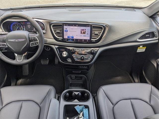 new 2025 Chrysler Pacifica car, priced at $45,725