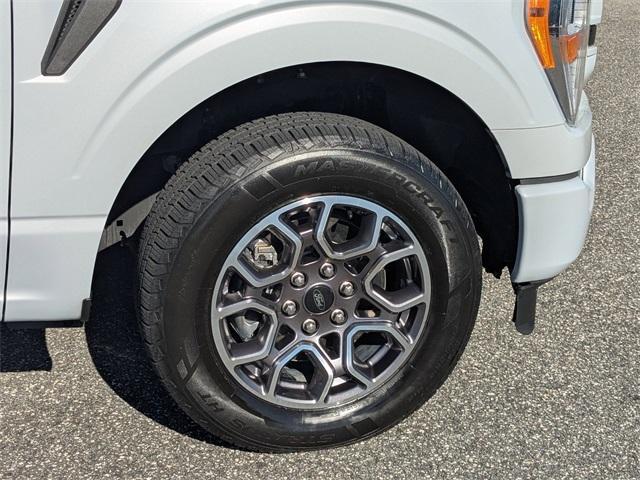 used 2021 Ford F-150 car, priced at $30,999