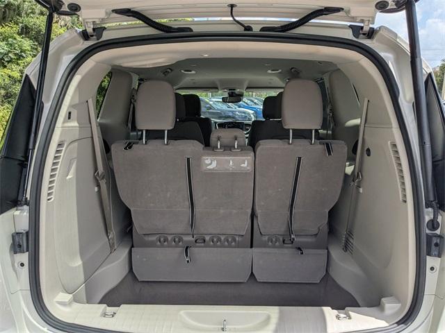 used 2021 Chrysler Pacifica car, priced at $20,993