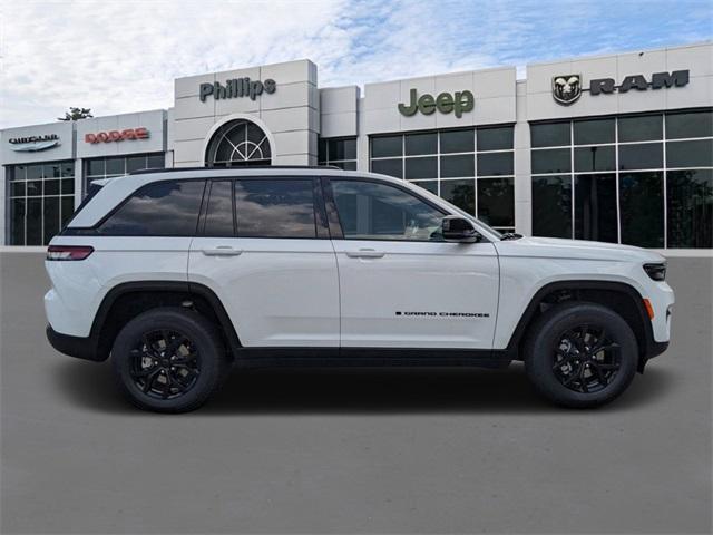 new 2024 Jeep Grand Cherokee car, priced at $44,180