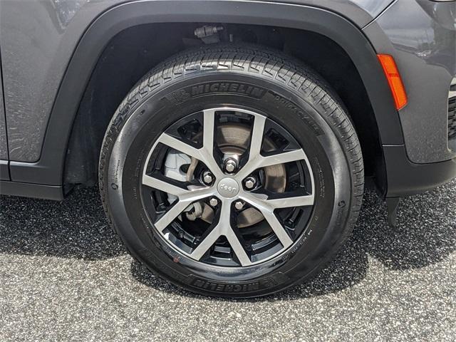 used 2024 Jeep Grand Cherokee car, priced at $34,223