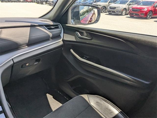 used 2024 Jeep Grand Cherokee car, priced at $32,977