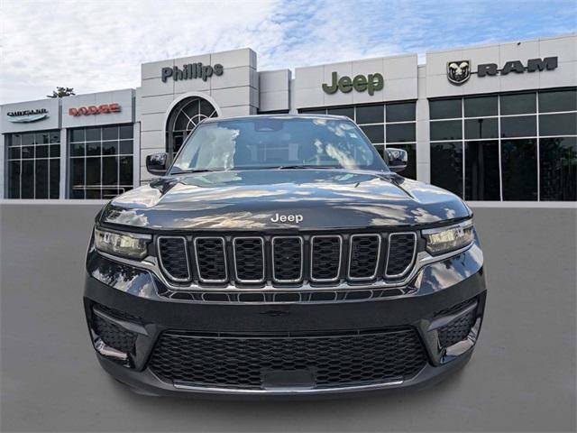 new 2024 Jeep Grand Cherokee car, priced at $41,998