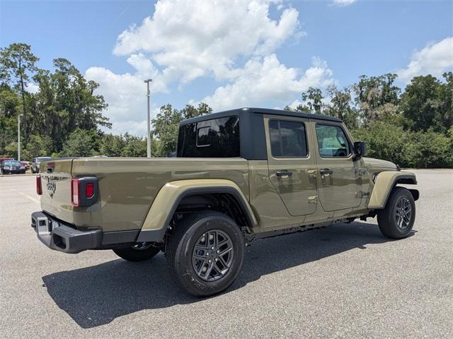 new 2025 Jeep Gladiator car, priced at $48,905