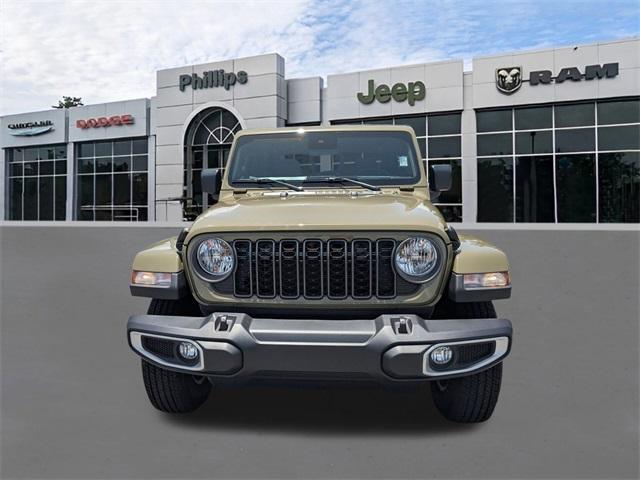 new 2025 Jeep Gladiator car, priced at $43,176
