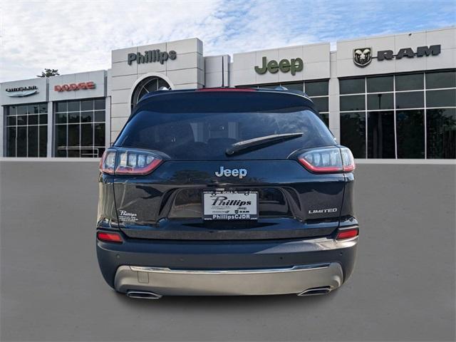 used 2019 Jeep Cherokee car, priced at $16,497