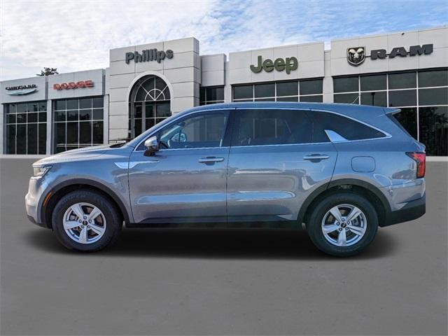 used 2023 Kia Sorento car, priced at $24,964