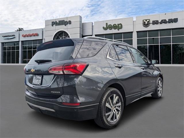 used 2022 Chevrolet Equinox car, priced at $26,874