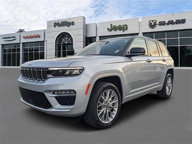 used 2022 Jeep Grand Cherokee car, priced at $36,999