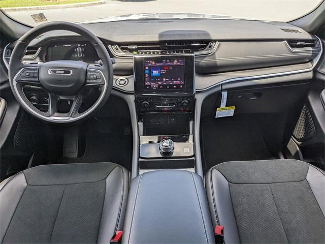 new 2025 Jeep Grand Cherokee car, priced at $46,375