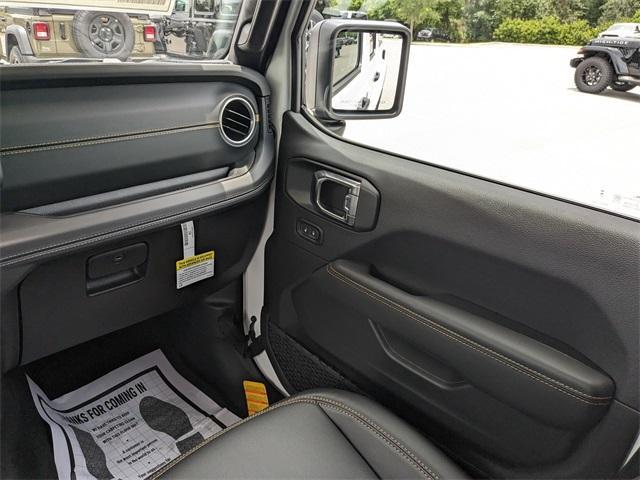 new 2025 Jeep Gladiator car, priced at $48,880