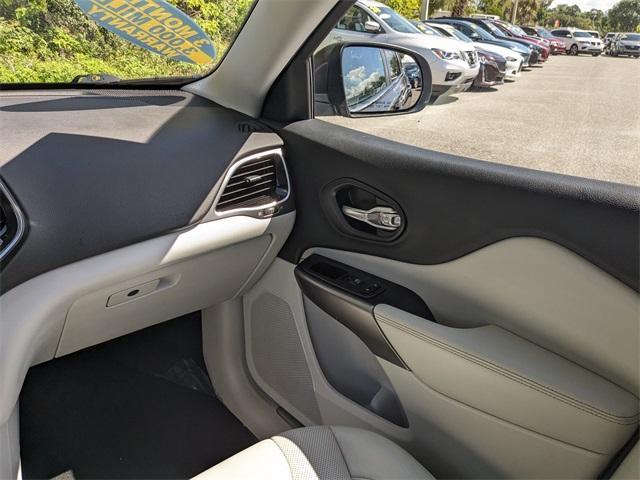 used 2019 Jeep Cherokee car, priced at $16,993