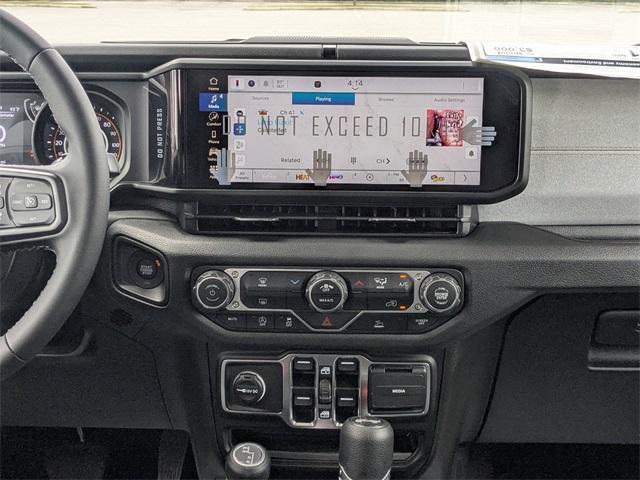 new 2025 Jeep Wrangler car, priced at $46,950