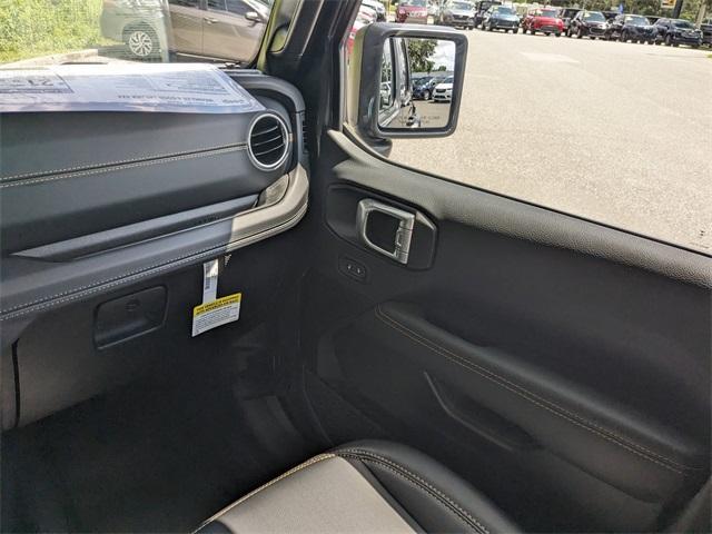new 2025 Jeep Wrangler car, priced at $57,610