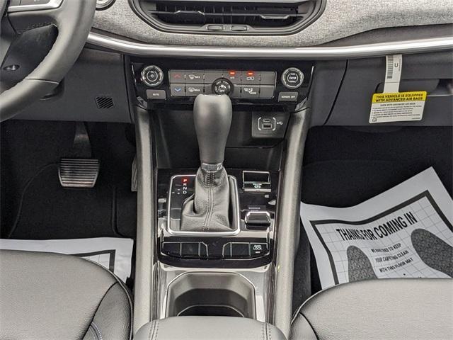 new 2025 Jeep Compass car, priced at $30,760
