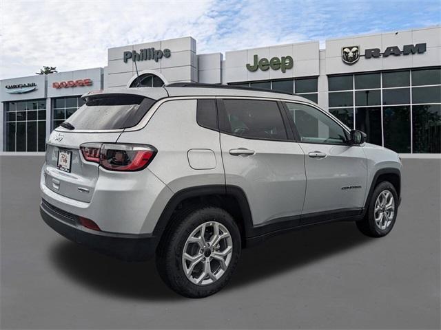 new 2025 Jeep Compass car, priced at $30,760