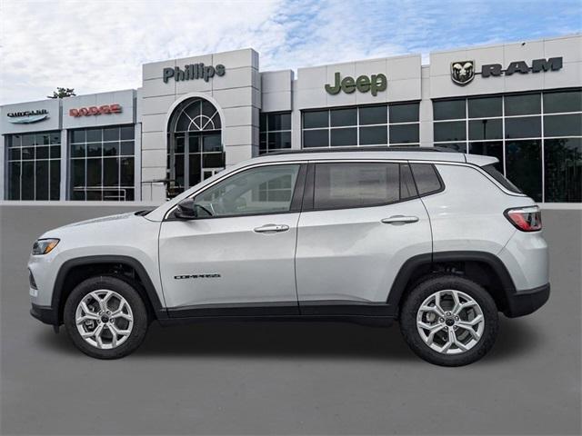 new 2025 Jeep Compass car, priced at $30,760