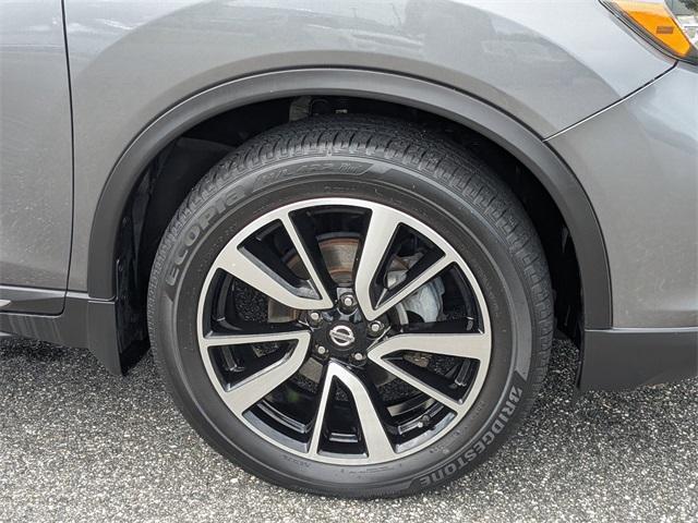 used 2019 Nissan Rogue car, priced at $18,999