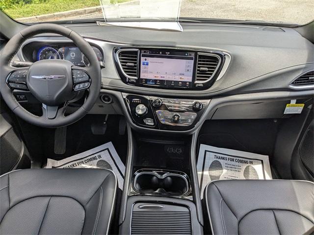 new 2025 Chrysler Pacifica car, priced at $54,535