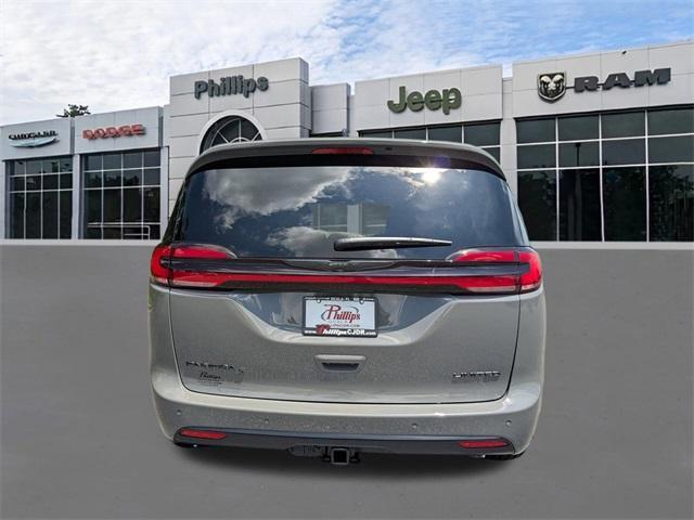 new 2025 Chrysler Pacifica car, priced at $54,535