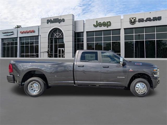 new 2025 Ram 3500 car, priced at $87,585