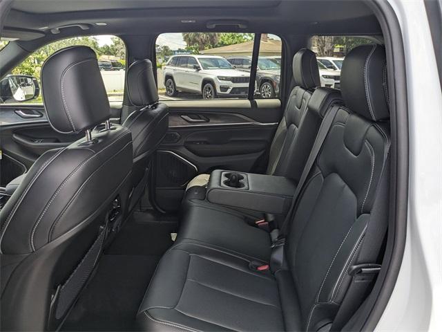 new 2025 Jeep Grand Cherokee car, priced at $59,985