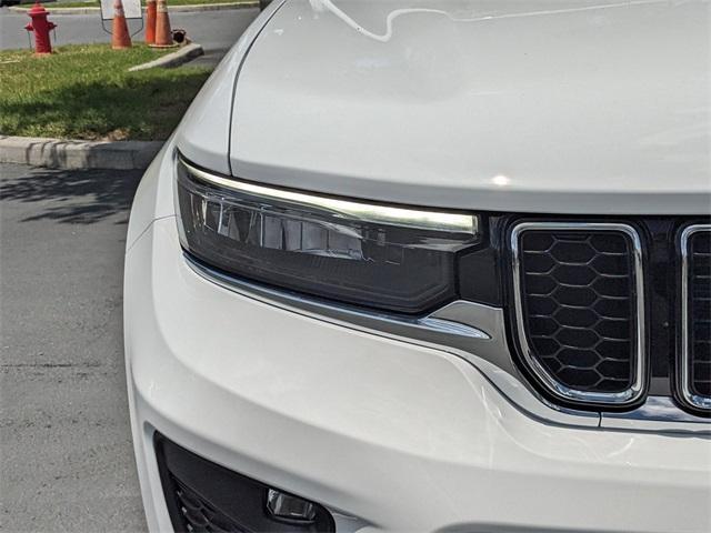 new 2025 Jeep Grand Cherokee car, priced at $59,985