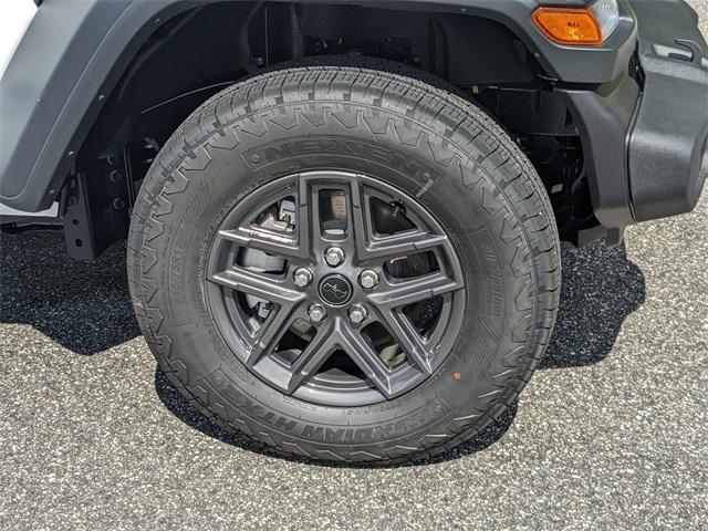 new 2025 Jeep Wrangler car, priced at $48,750