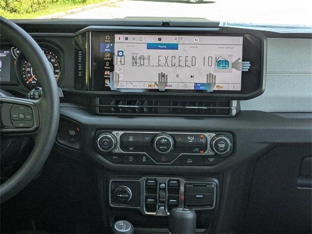 new 2025 Jeep Wrangler car, priced at $43,945