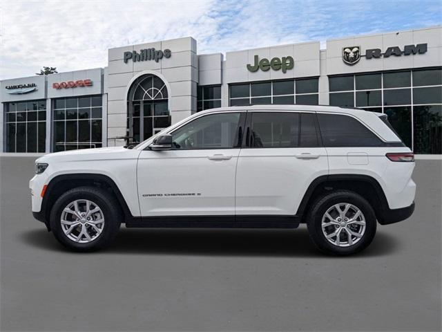 used 2022 Jeep Grand Cherokee car, priced at $33,476