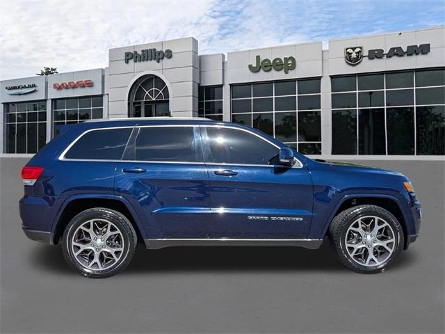 used 2018 Jeep Grand Cherokee car, priced at $16,999