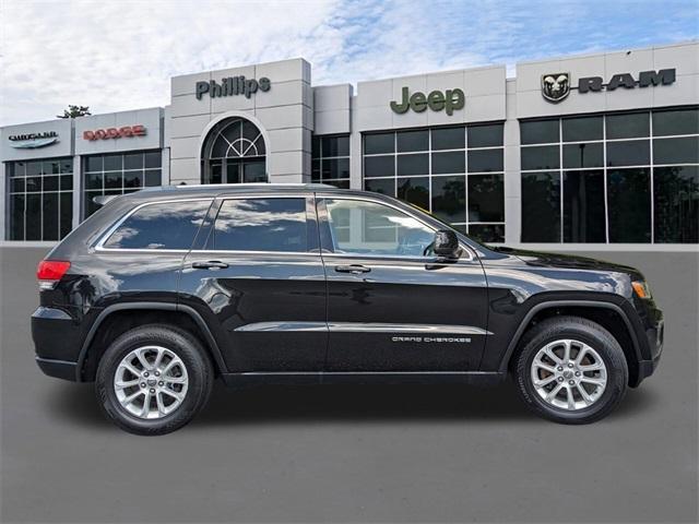 used 2015 Jeep Grand Cherokee car, priced at $13,998