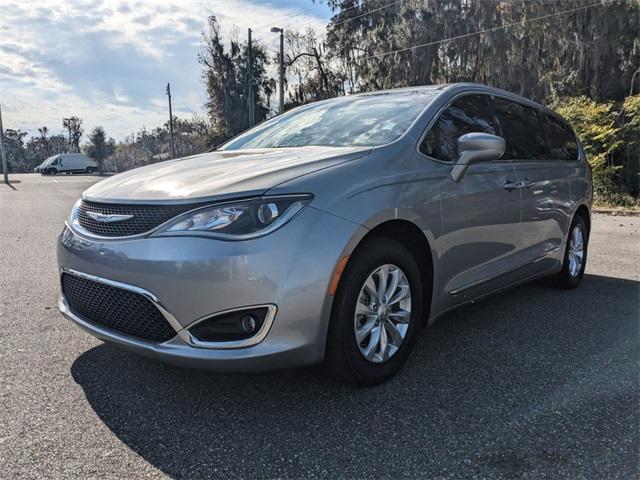 used 2018 Chrysler Pacifica car, priced at $18,992