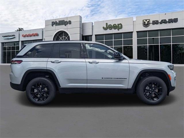 new 2024 Jeep Grand Cherokee car, priced at $42,954