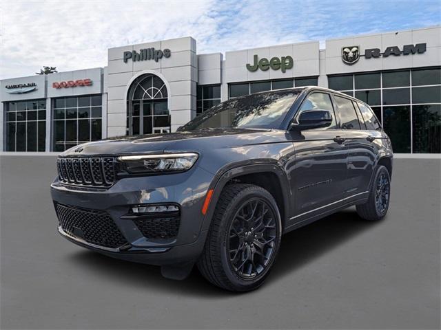 new 2025 Jeep Grand Cherokee car, priced at $70,320