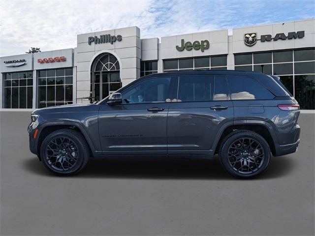 new 2025 Jeep Grand Cherokee car, priced at $70,320