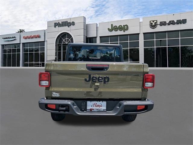 new 2025 Jeep Gladiator car, priced at $43,110