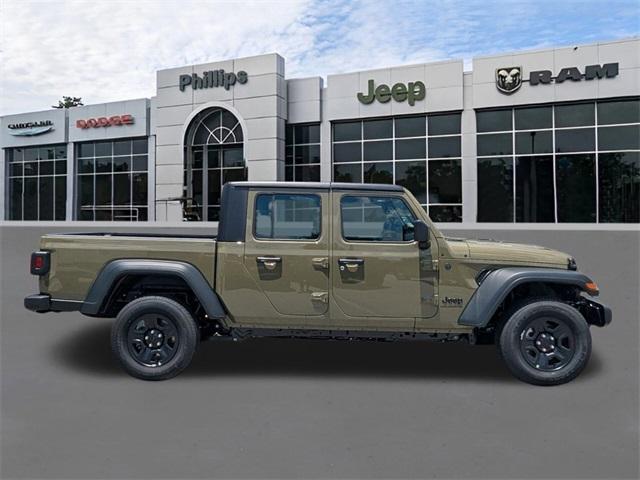 new 2025 Jeep Gladiator car, priced at $43,110