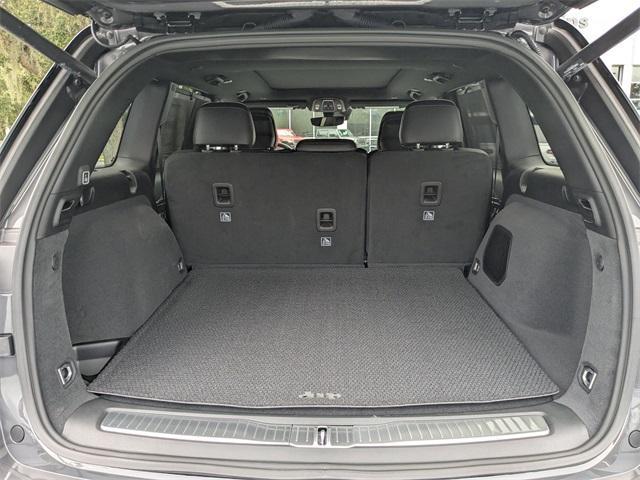 new 2025 Jeep Grand Cherokee car, priced at $57,689