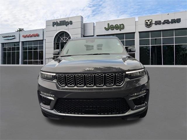 new 2025 Jeep Grand Cherokee car, priced at $57,689