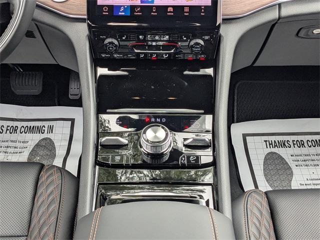 new 2025 Jeep Grand Cherokee car, priced at $57,689