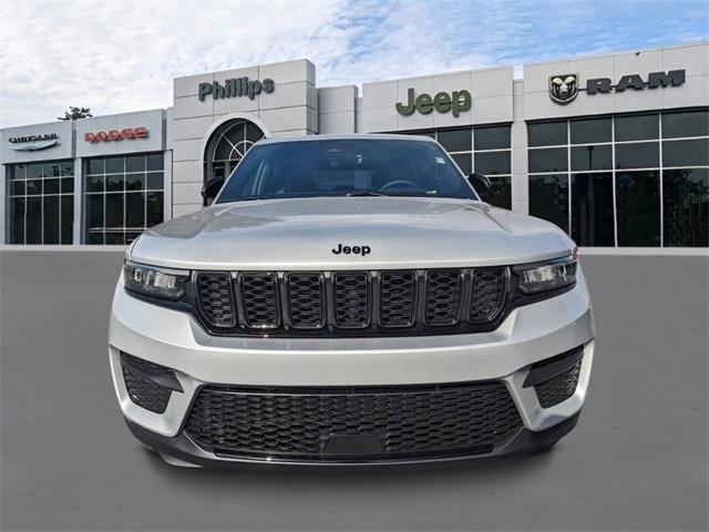 new 2025 Jeep Grand Cherokee car, priced at $43,030