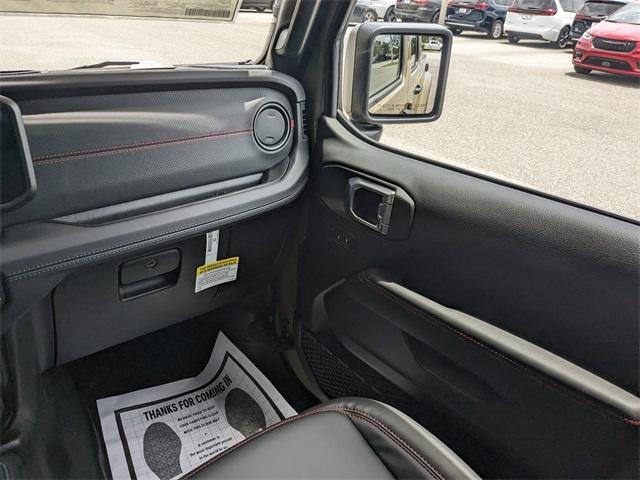 new 2025 Jeep Gladiator car, priced at $64,975