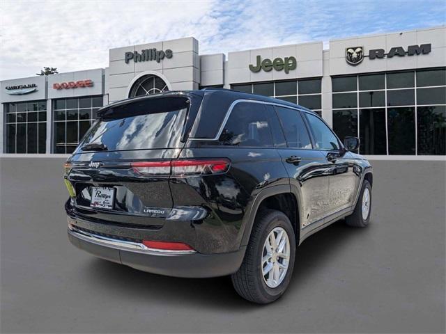 new 2024 Jeep Grand Cherokee car, priced at $41,998