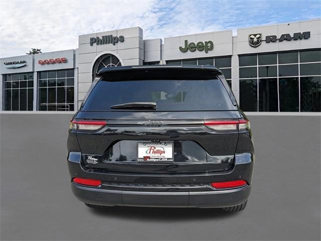 used 2023 Jeep Grand Cherokee car, priced at $34,663