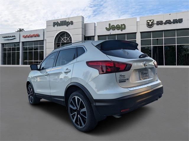 used 2017 Nissan Rogue Sport car, priced at $17,999