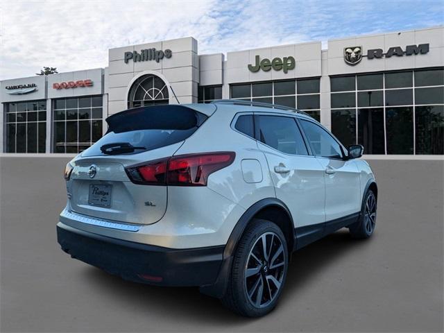 used 2017 Nissan Rogue Sport car, priced at $17,999