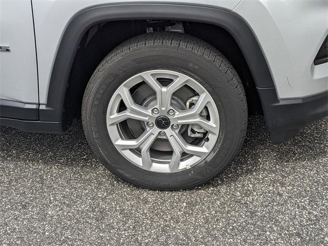 new 2025 Jeep Compass car, priced at $33,435